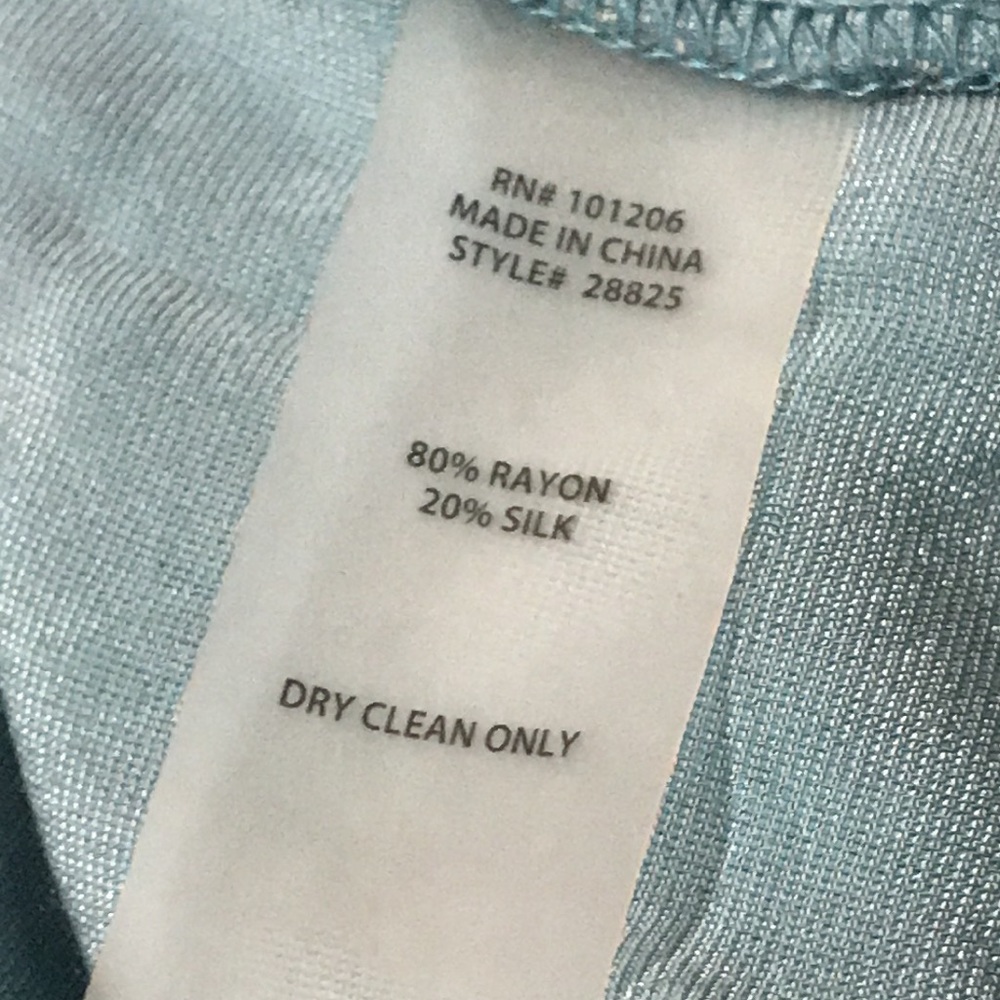 Soft Surroundings Velvet Woman’s Top Boyfriend Shirt Size Large Teal Blue Purple - Picture 8 of 8